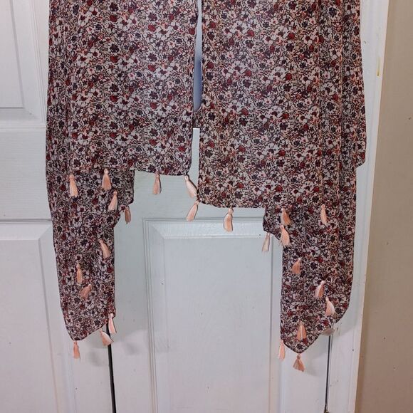 Coral Blush lightweight  wrap shawl   Rn# 105797 - Picture 2 of 6